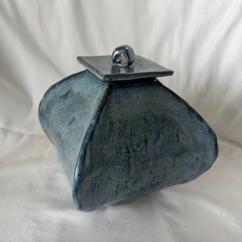 Kerstin Robb Ceramics Piggleliggle Ceramic Studio More Blue