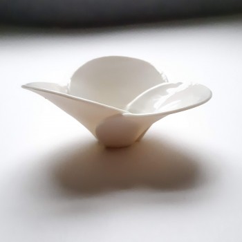 Side Petal dish